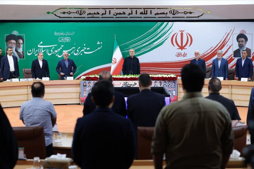پزشکیان: تصمیم گرفتیم اینترنت باز شود